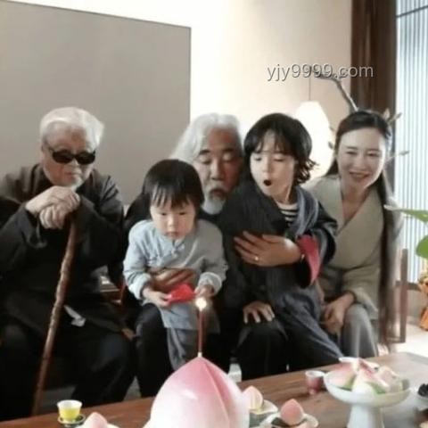 张纪中与前妻关系对比分析：前妻警告背后的多维度透视
